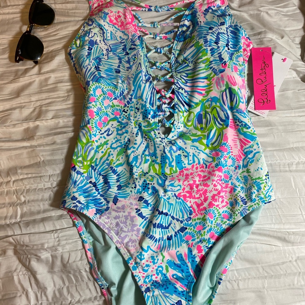 Lilly Pulitzer • One Piece • Multi Sink or Swim